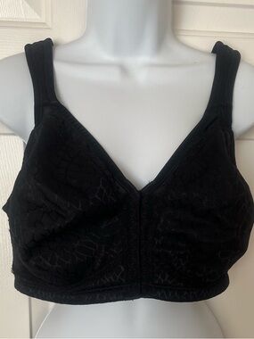 Wireless Black Lace-Pattern Comfort Bra - Women Intimates & Sleepwear